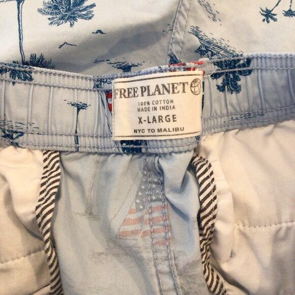 FREE PLANET American Flag Sailboat 18" Cotton Drawstring Shorts XL - Picture 4 of 4